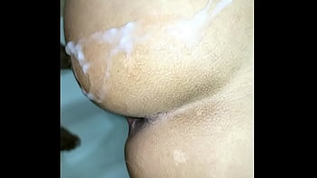 Desi Bhabhi Akhirnya Merasakan Nafsu Yang Meluap Setelah Lama Menahan, Suara Erotisnya Terdengar Menggairahkan