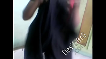 Menggoda Payudara Gadis India Yang Menggairahkan
