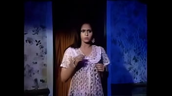 Gadis India Seksi Di Film B-grade Yang Bikin Napsu Meluap