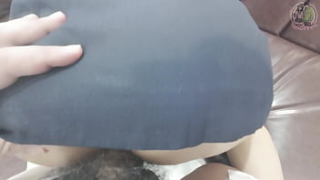Gadis Sekolah Thailand Nakal Digilir Di Sofa Usai Pulang Sekolah Dengan Suara Erangan Thai Yang Menggairahkan