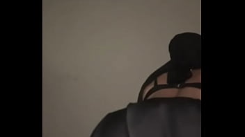 Gadis Muslimah Berhijab Memukul Pantat Arabnya Yang Montok Dan Mengerang Sambil Menggoyangkan Bokong Kotornya Sendirian