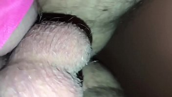 Menerobos Dalam-dalam Ke Liang Memek Istri