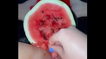 Melon Manis Memperbanyak Orgasme Gadis Tanpa Busana – Video Panjang Arab Terbaru 2025 – Amatir Saudi Paling Hot – Putri Salju Arab Main Jari Dengan Gila – Fetish Makanan Ekstrem – Buah Segar Di Memek Sempit Gadis Belia – Los Angeles Usa