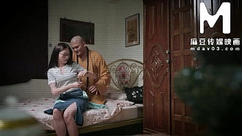 Biksu Shaolin Tiongkok Gunakan Kontolnya Untuk Bantu Perempuan Pemuja