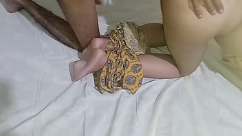 Adik Tiri Mungil & Kakak Tiri Gagah Beradegan Mesum India: Soteli Digeletak Jadi Ghodi, Bergoyang Di Dinginnya Malam Dengan Audio Hindi Yang Menggairahkan