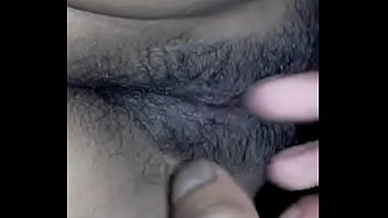 Gadis Lugu Jelaskan Cara Bercinta, Hilang Keperawanan Dengan Gaya Mesra Dan Manis.