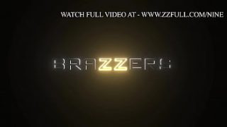 Puas Dan Bergairah: Nicole Kitt Dan Ivy Wolfe Dalam Adegan Panas Dari Brazzers