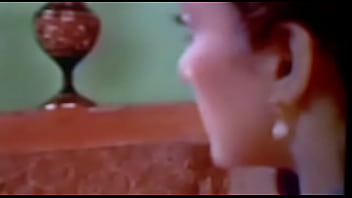 Bidadari India Yang Menggoda