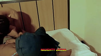 Ibu Tiri Amatir Yang Ketagihan Seks Menawarkan Hadiah Natal Berupa Threesome Hardcore Dan Creampie