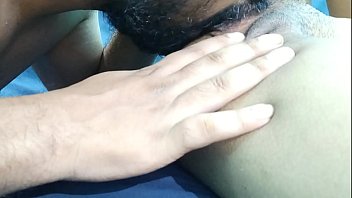 Guru Hindi Desi, Priya, Mengentot Muridnya Dengan Nafsu, Mengulum Memeknya Yang Sempit Sebelum Menancapkan Kontol Hingga Puas Dengan Suara Asli Hindi Yang Panas