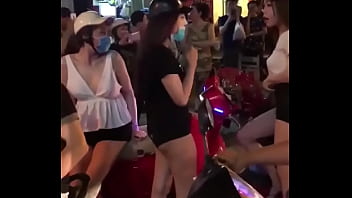 Gairah Muda Vietnam Taklukkan Irak Di Lapangan Hijau