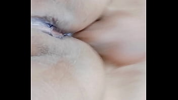 نيك طيز القحبة الملتهبة وهي تصرخ من اللذة