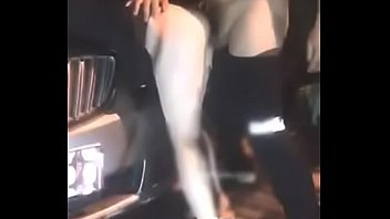 Gadis Tionghoa Panas Menggoda Di Jalanan