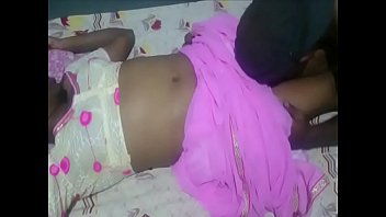 Bibi Montok Sange Pakai Saree Pink Hot, Pusar Menggoda Pengen Dicium