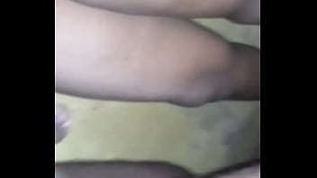 Nafsu Tante Desi Menggila, Main Dengan Teman Suami Di Ranjang