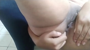 Ibu Berhijab Muslim Arab Yang Menggoda Dengan Gairah Seksual