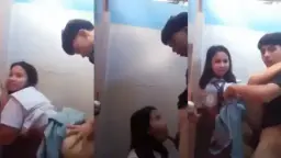 Gadis Smp Tergoda Di Kamar Mandi Sekolah