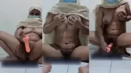Jameela Bergaya Dengan Mukena Yang Menggoda