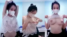 Payudara Mochi Host Cilik Mango Live Yang Menggoda
