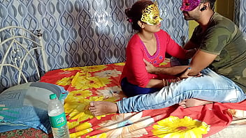 पत्नी बनी छात्रा को उसके घर में ही जाकर धुन दिया – गर्मागर्म हिंदी आवाज में – पहला हिस्सा