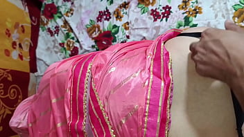 भाभी बाजार जाते समय देवर ने सामान लाने के बहाने उसे चोदा