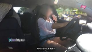Istri Genit Tanpa Celana Dalam Minta Petunjuk Jalan Dan Biarkan Orang Asing Meraba Tubuhnya