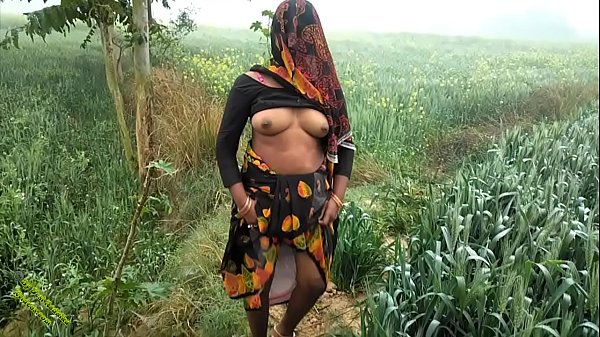 Gairah Liar Radhika Di Alam Terbuka