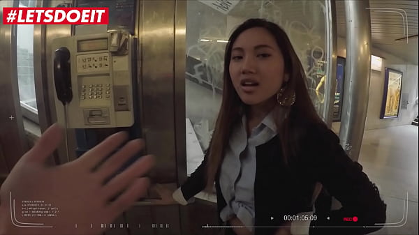 May Thai Dan Charlie Dean: Gadis Turis Asia Dibuat Takluk Oleh Kontol Besar Dalam Adegan Pov Yang Menggoda