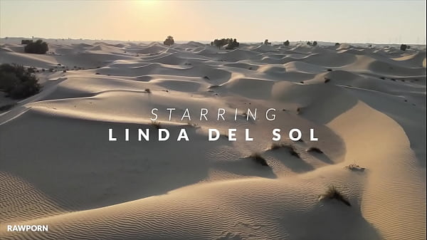 Malam Arab Linda Del Sol: Rayuan Erotis Di Bawah Bintang Gurun