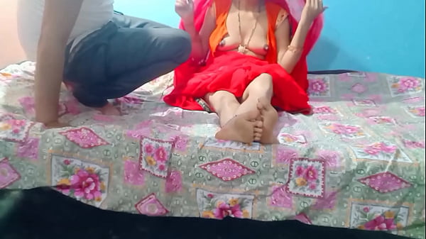 भाभी ने देवर के साथ सुनसान घर में उठा दिया पेटीकोट, मच गया मजा