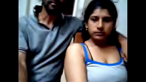 Pasangan India Suka Pamer Aurat Di Depan Kamera