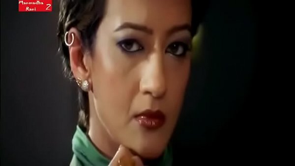 Gadis India Yang Menggoda Dengan Lekuk Tubuh Yang Memukau