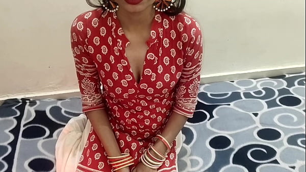 Desi Gaon Ki Bhabhi Ne Parlour Officer Ko Rishwat Na Dekar Apni Gori Gaand Chudwai, Moan Karte Hue Hindi Mein