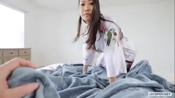 Malam Panas Di Đà Lạt, Sharon Lee Quyến Rũ Và Cuộc Tình Nóng Bỏng Không Thể Cưỡng Lại