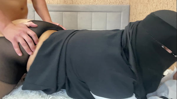 Nyonya Arab Montok Naik Batangku Dan Kubuat Vaginanya Basah Kuyup