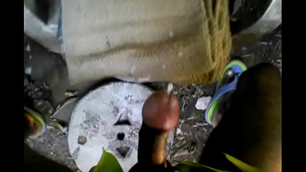 Cowok Desi Ngentot Plastik Bolong Sampai Muncrat