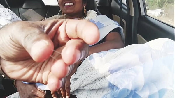 Desi Mobil Panas, Bhabi Seksi Bercinta Dengan Adik Ipar Di Dalam Mobil, Percakapan Mesum Dalam Bahasa Telugu.