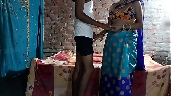 भाभी ने देवर को चोदा मजे से