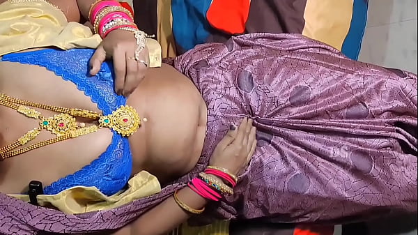 Bhabhi Baru, Tahun Baru, Video Pertama Panas: Gaad Ki Choda Desi India Dengan Audio Hindi Terbaik