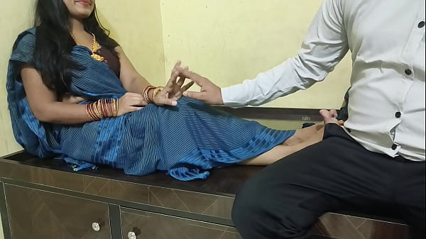 भाभी की चुदाई का पहला मौका देवर ने लिया और गांड़ फाड़कर मजे से लिया भरपूर आनंद