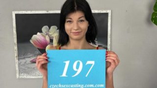 Nessie Blue, Cewek Ceko Seksi Bikin Cowok Tegang Keras Saat Audisi
