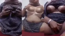 Tante Berjilbab Doyan Toge