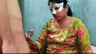 Video Panas Desi Bhabhi Doggy Style, Suara Erotis Bahasa Hindi Bikin Greget