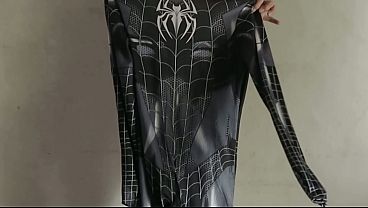 Ngentot Habis-habisan Cewek Cosplay Spiderman Hitam Sampai Muncur Deras Berkali-kali – Film Panas Indonesia Palasu