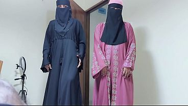 Desi Bhabhi Kesengsem Kontol Gede Dan Panas