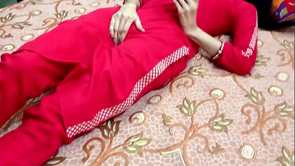 Gadis Langsing Goyang Kontrakan – Film Panas Dengan Suara Hindi