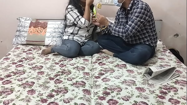 Goyangan Seru Bareng Bhabhi India Di Rumah, Suara Erangnya Bikin Greget!