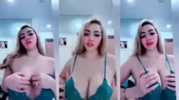 Ichaayu Toge Dengan Kutang Hijau Yang Menggoda
