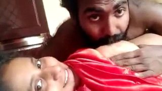 Mallu Chechi Sama Chettan Ngewek Di Video Bokep Panas.