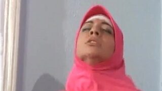 Video Panas Hijabi Pakistan Berubah Jadi Jalang